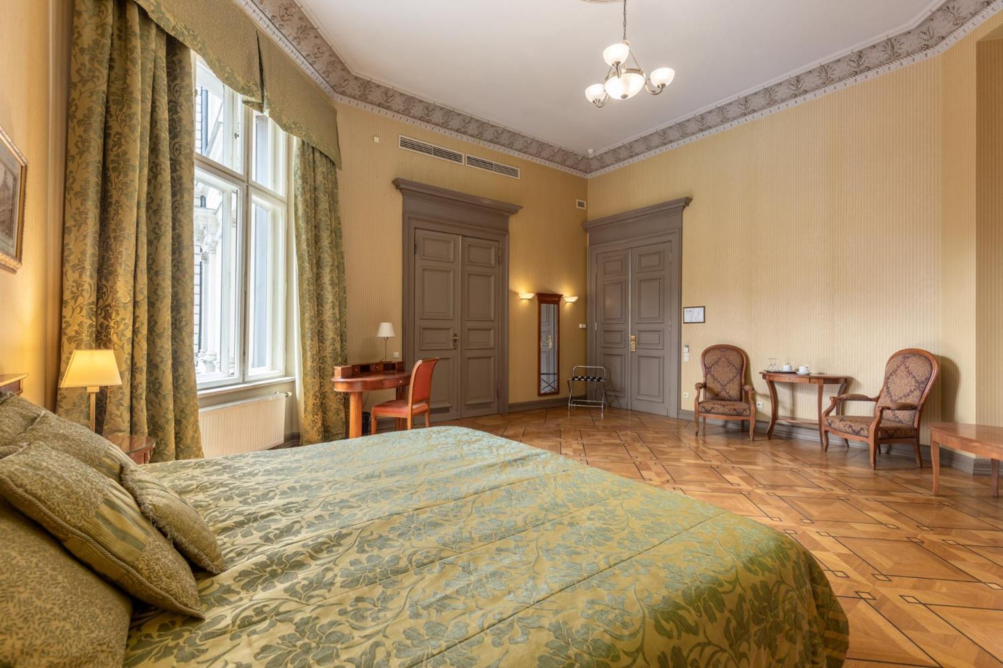 The Benjamin House Hotel Riga Ruang foto