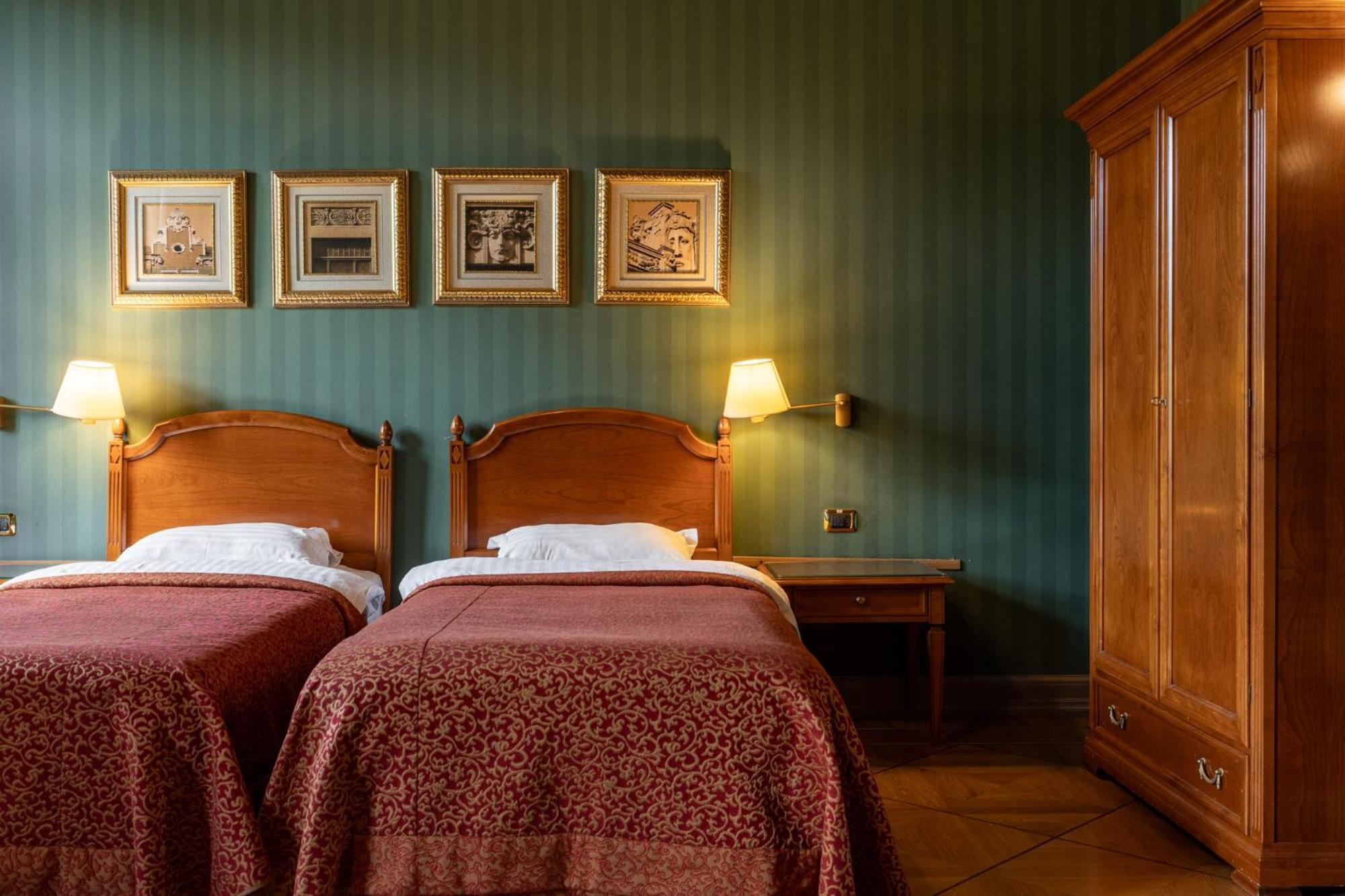 The Benjamin House Hotel Riga Bagian luar foto