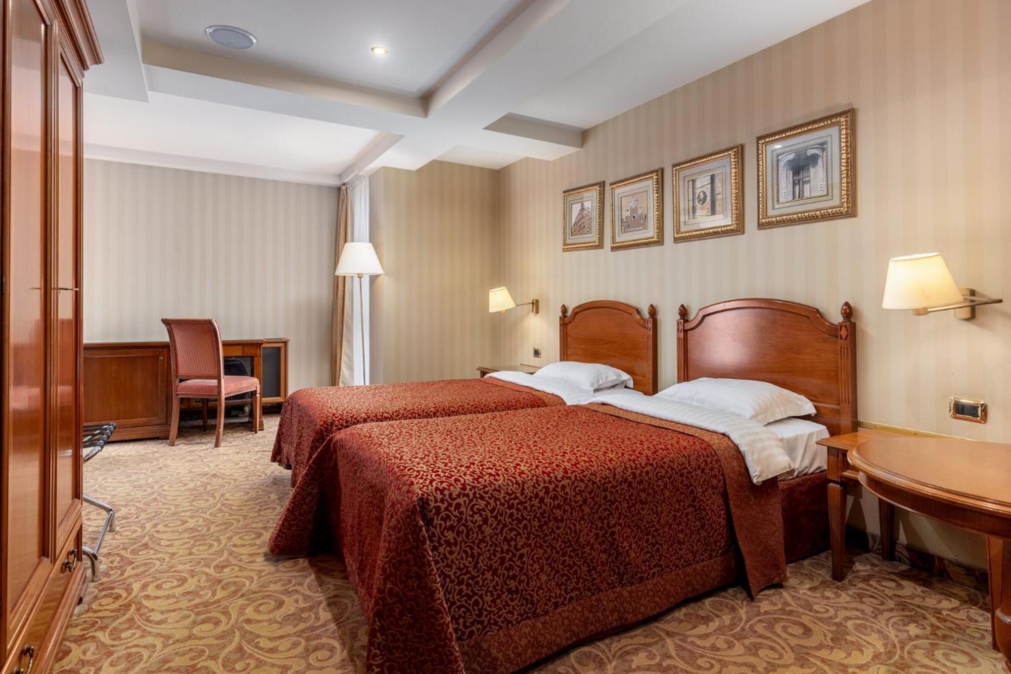 The Benjamin House Hotel Riga Bagian luar foto