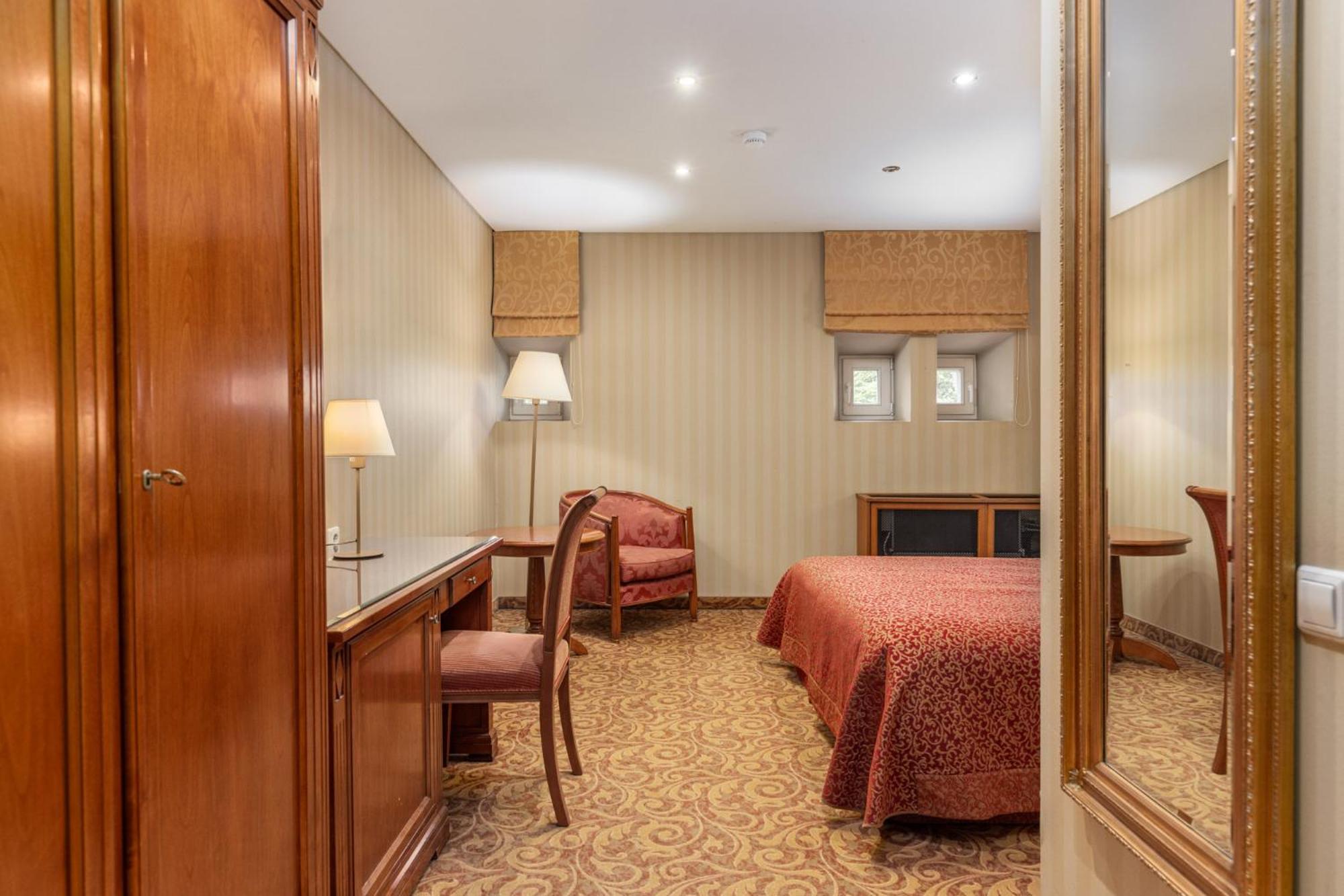 The Benjamin House Hotel Riga Ruang foto