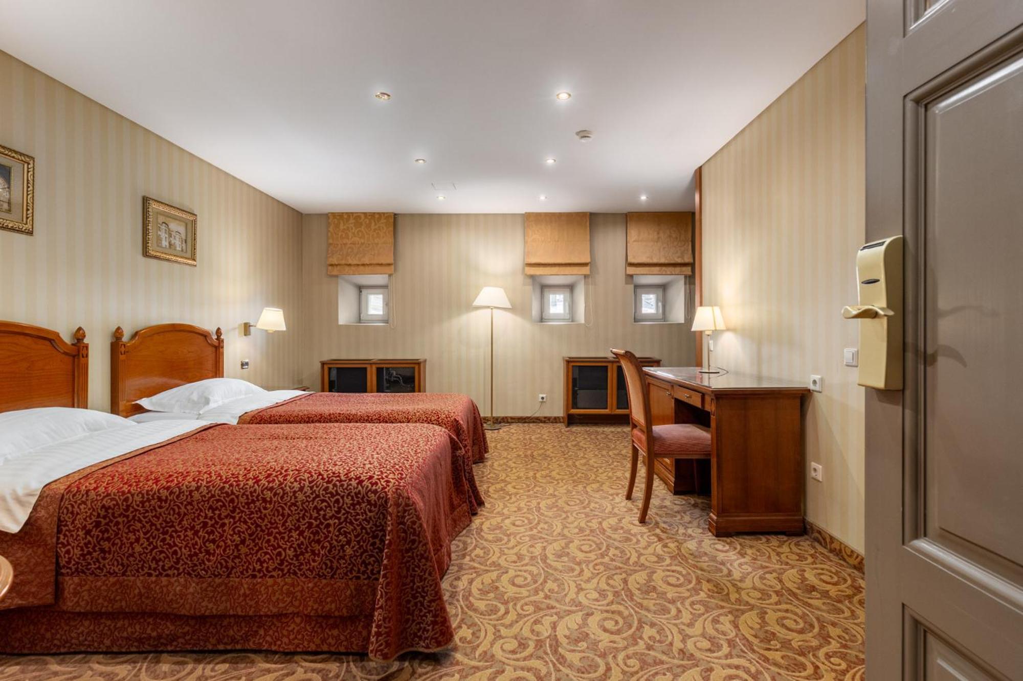 The Benjamin House Hotel Riga Bagian luar foto