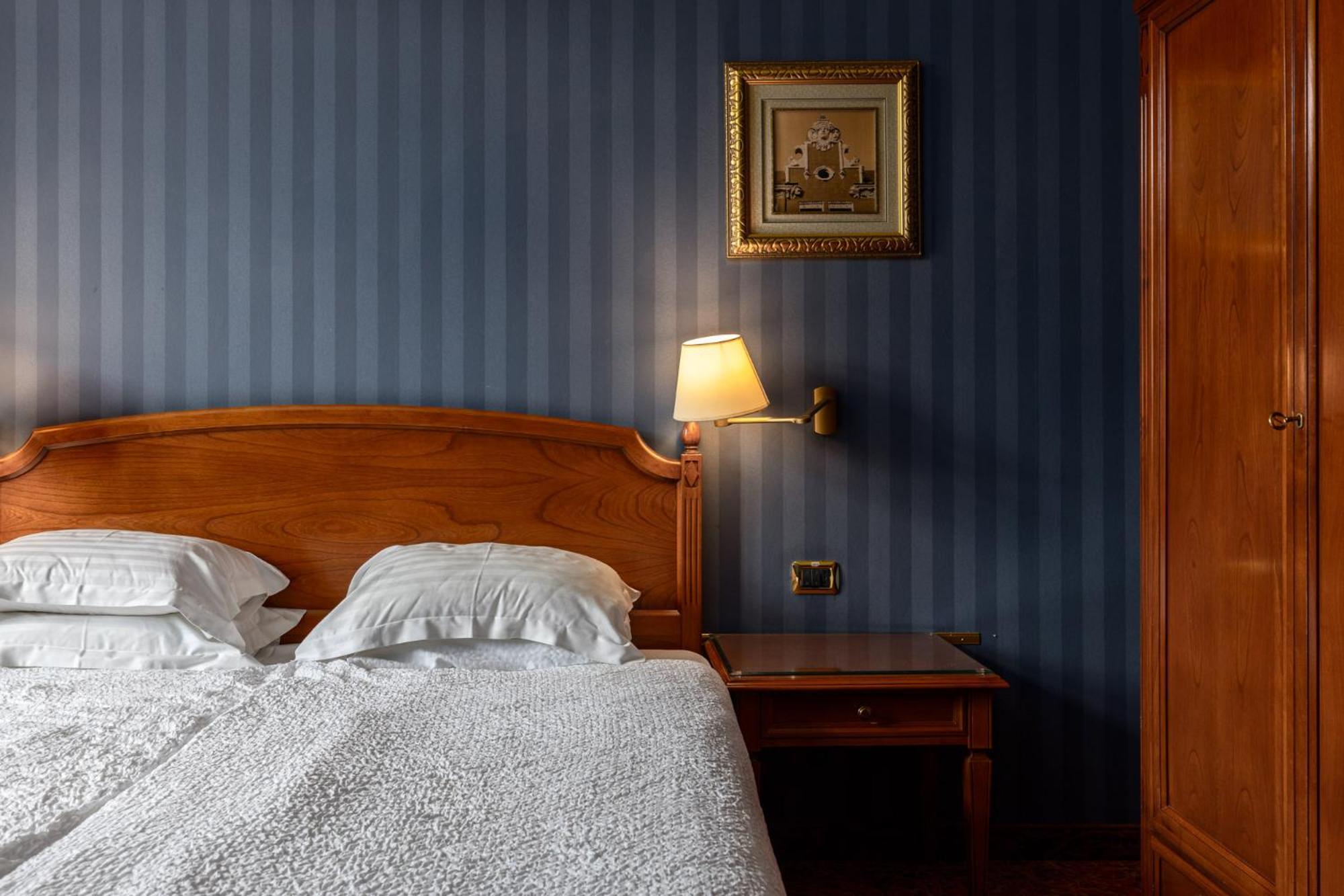 The Benjamin House Hotel Riga Ruang foto