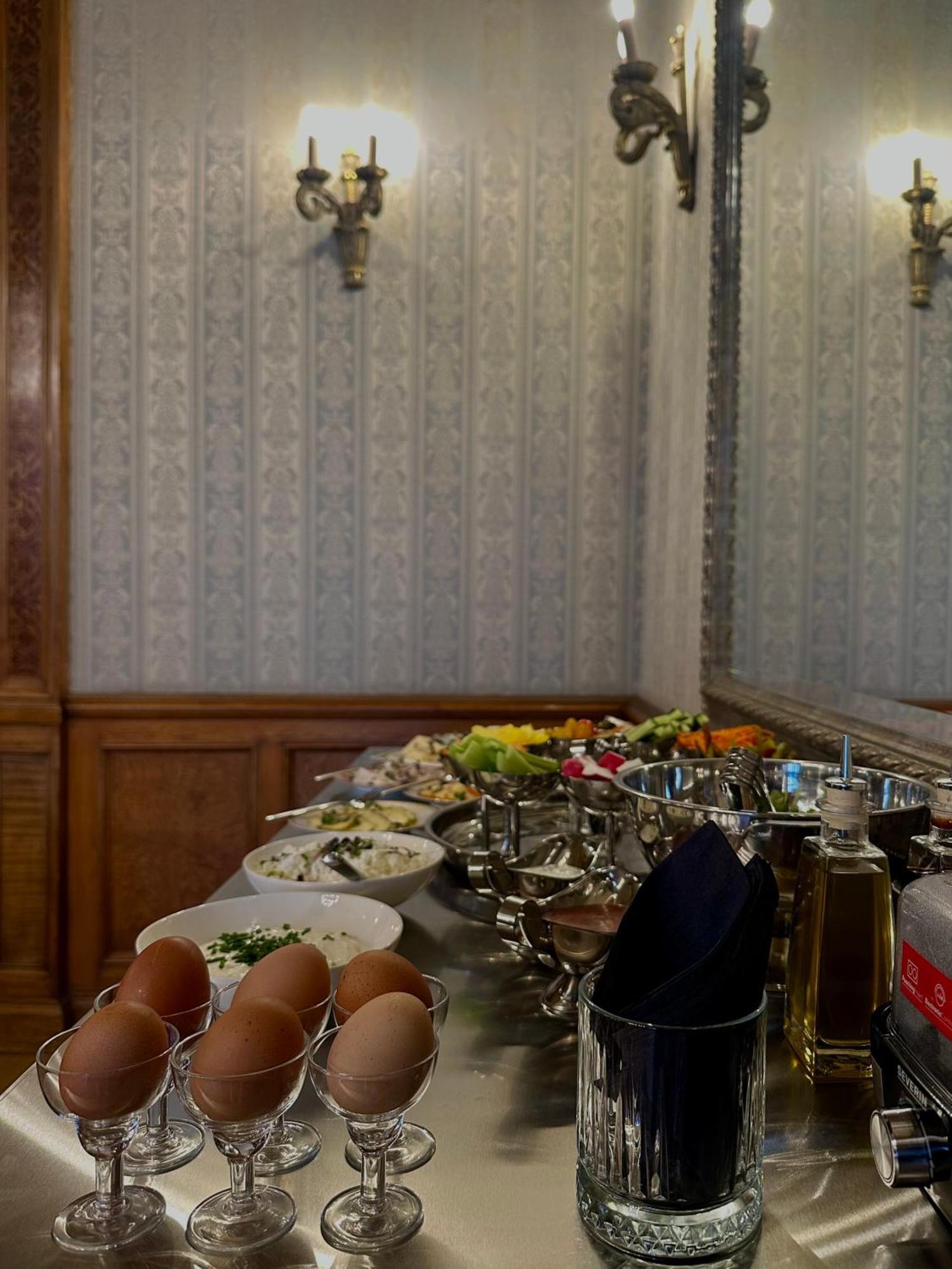 The Benjamin House Hotel Riga Bagian luar foto